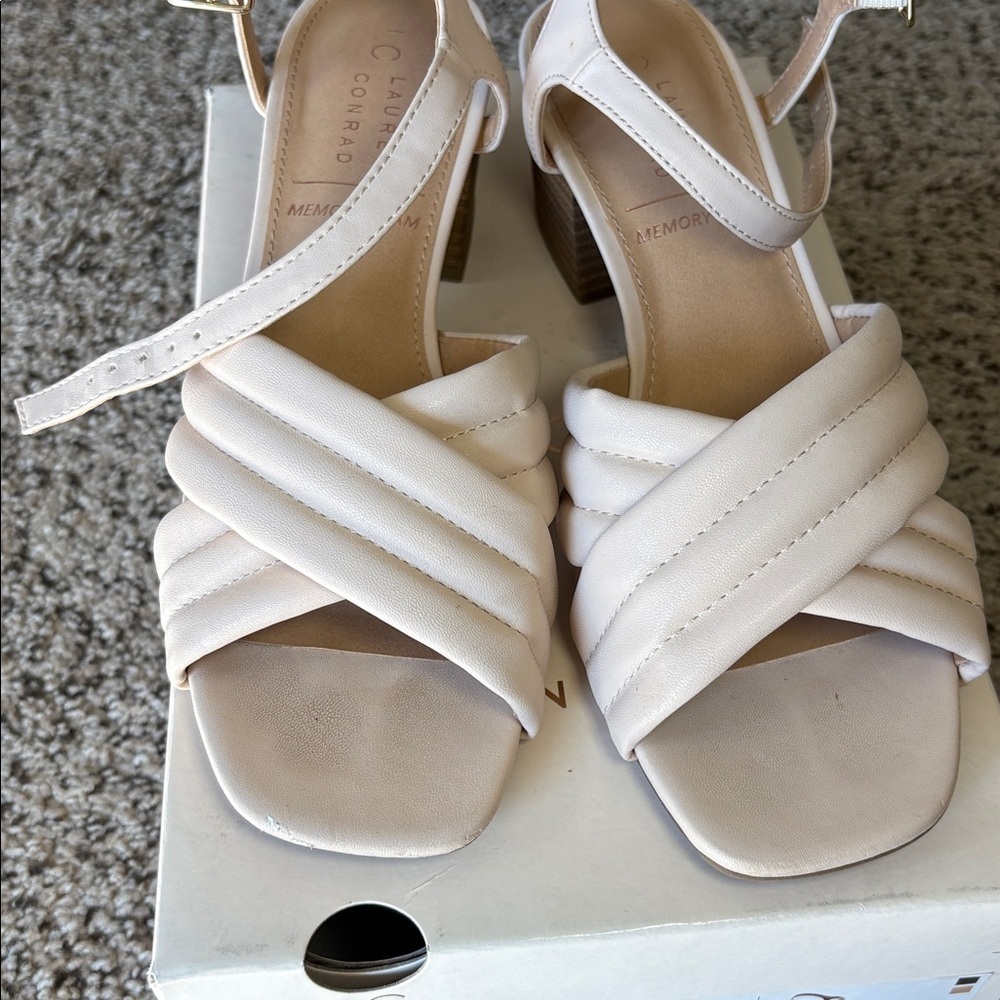 LC Lauren Conrad Cream Blush Pink Block Heel Sandals Size 9 - Picture 3 of 8